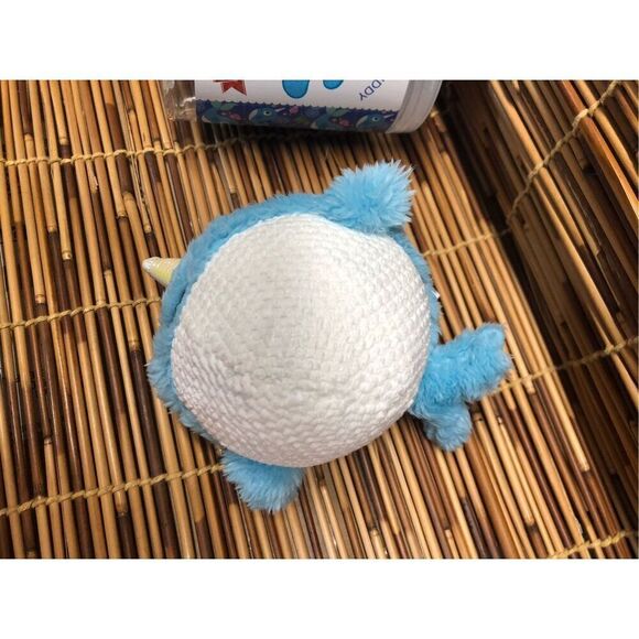Scentsy Bitty Buddy Narwhal Very merry Cranberry Stuffed - Picture 4 of 4